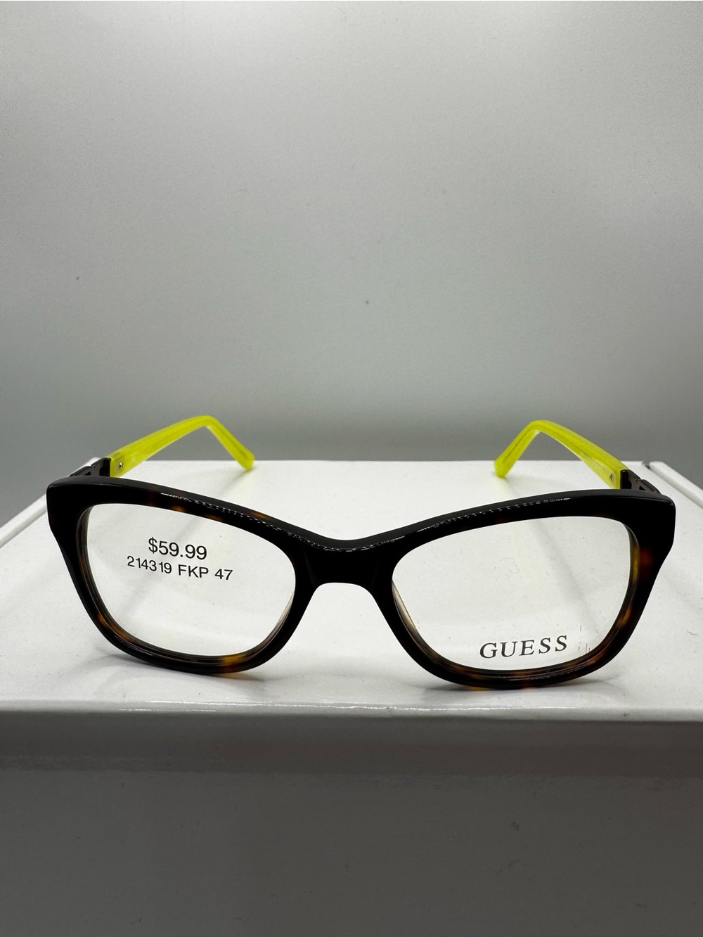 GUESS GU 9132-3 056 Eyeglasses Frames Neon Lime Yellow Tortoise 47-16-135 Cat Ey